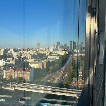 アパート Kasprzaka 29 Tower 8 ワルシャワ