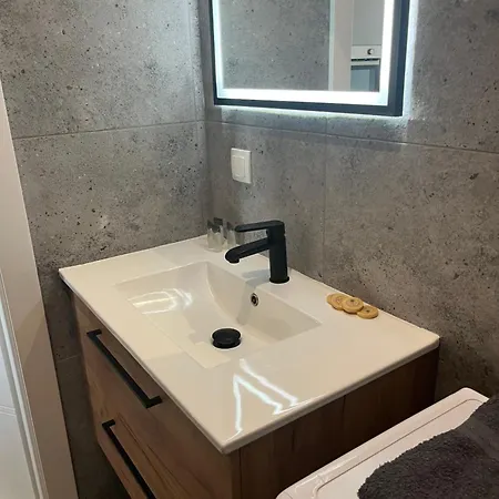 Kasprzaka 29 Tower 8 * ワルシャワ